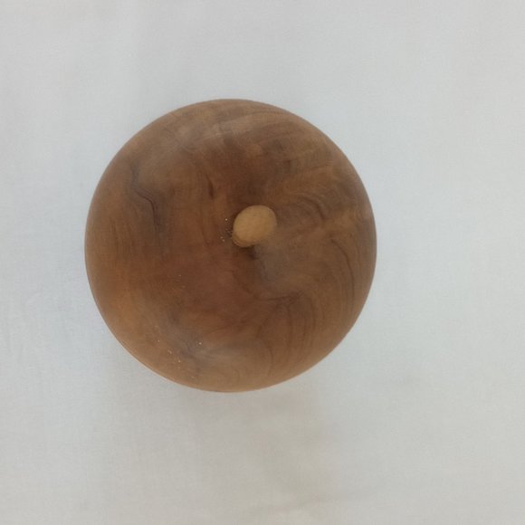 Solid Wooden Apple Trinket Box- - Picture 3 of 8